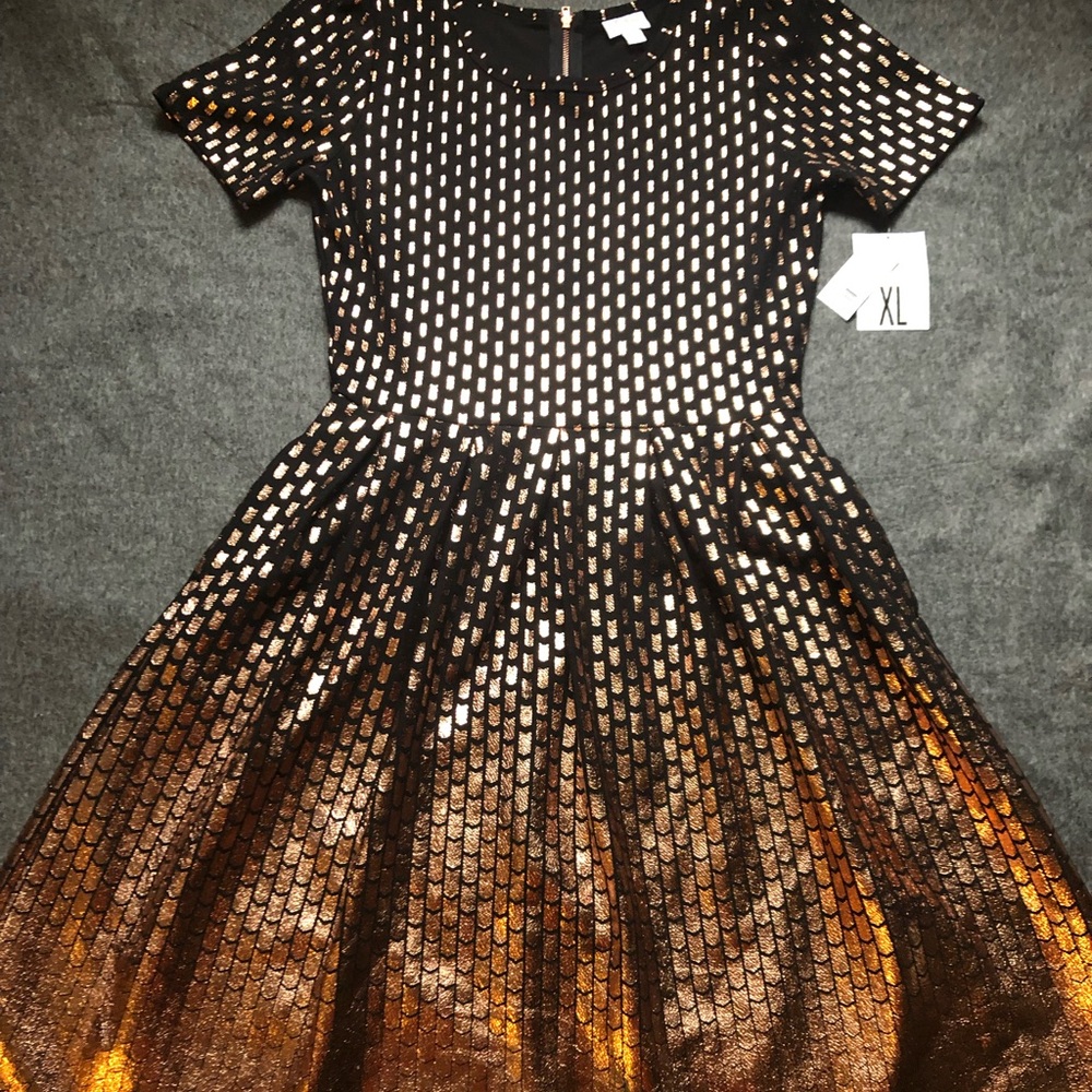 XL Lularoe Elegant Amelia- Black and Rose Gold